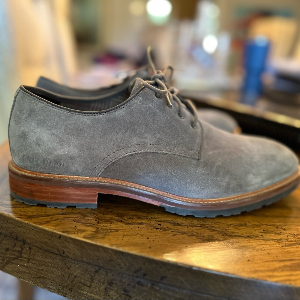 Cole Haan Men’s Classic Oxfords, size 9M. Grayish/blue suede, great condition
